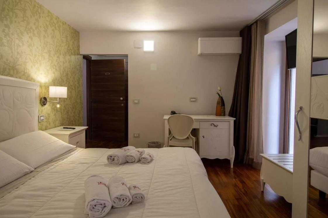 Bed and Breakfast Porta Nazionale Dependance Ното Экстерьер фото